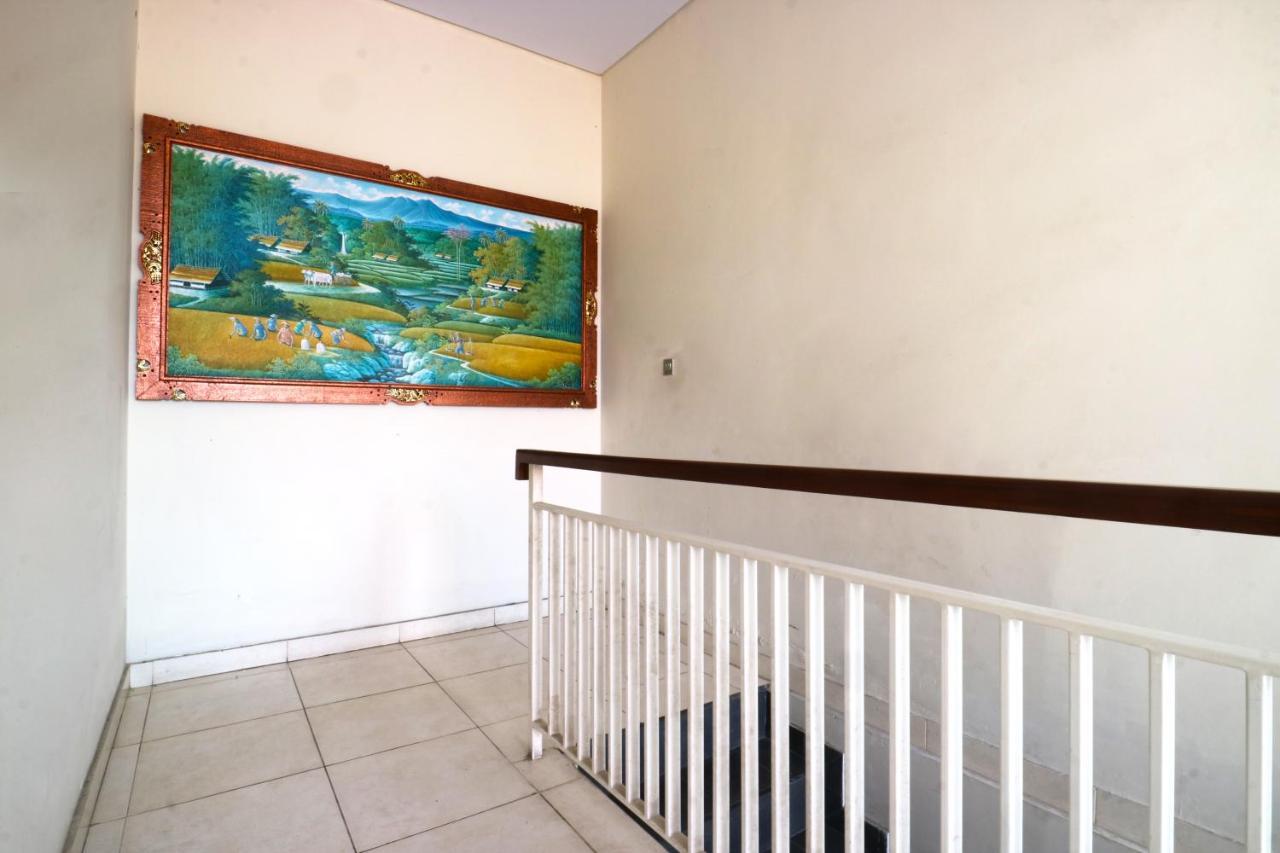 Saren Guest House Canggu Екстериор снимка