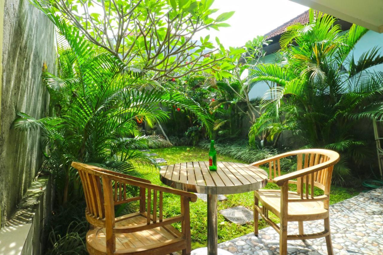 Saren Guest House Canggu Екстериор снимка